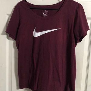nike t shirt